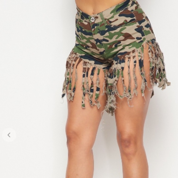 Camo Fringe Shorts - Picture 2 of 4